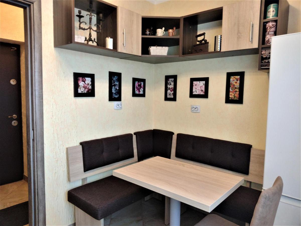 Apartament Anca Bucarest Esterno foto
