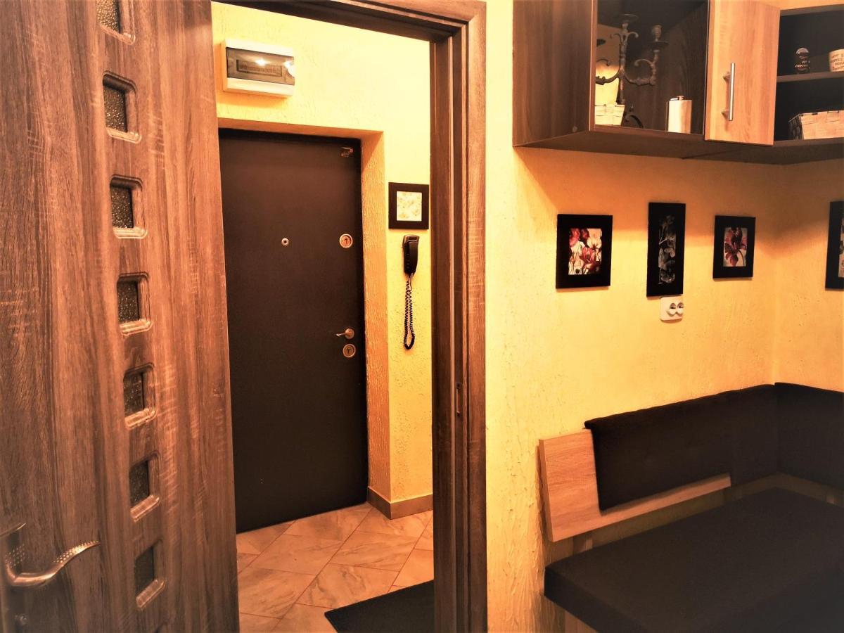Apartament Anca Bucarest Esterno foto